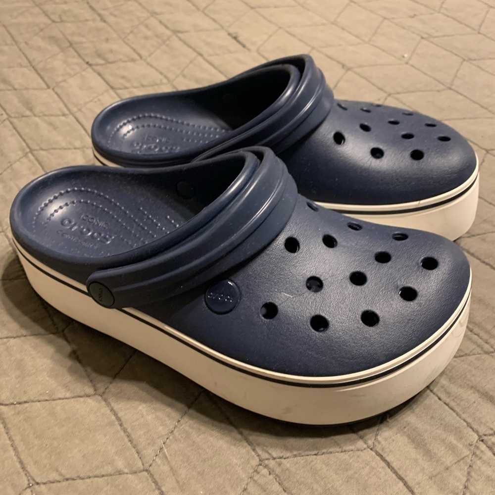 Platform crocs